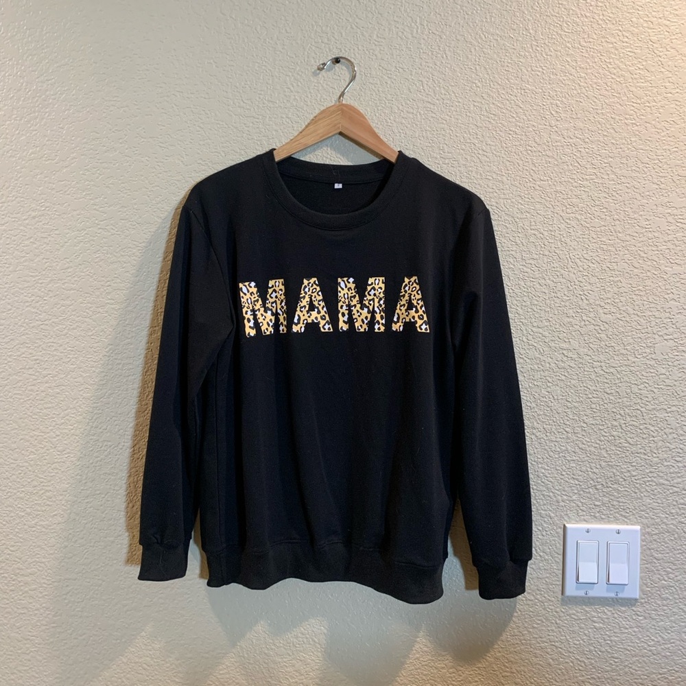 MAMA crew neck